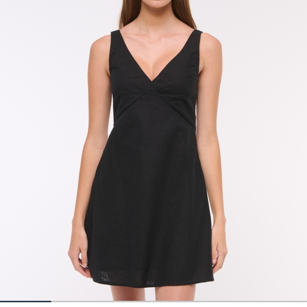 Abercrombie & Fitch Black V Neck Linen-Blend Mini Dress